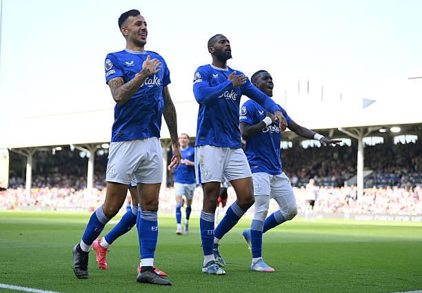 德甲500場(chǎng)焦點(diǎn)戰(zhàn)：拜仁、多特蒙德等豪門(mén)對(duì)決全解析