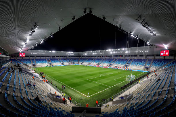 今晚中超焦點戰(zhàn)：魯能泰山VS對手，誰能笑到最后？