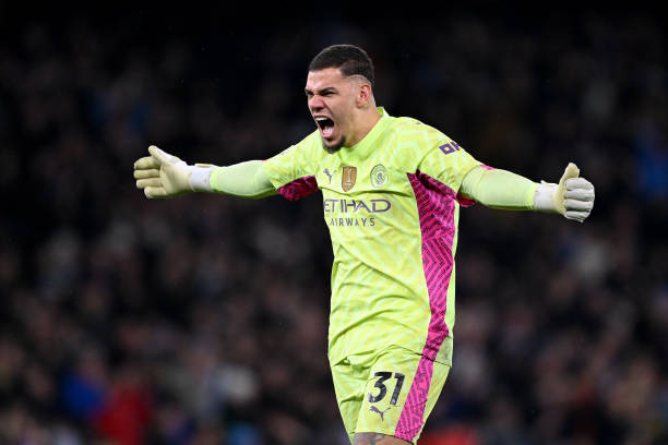 歐冠新王誕生！XX隊打破魔咒，首次奪冠！