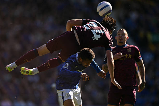 為什么巴蒂斯圖塔選擇9號(hào)球衣？