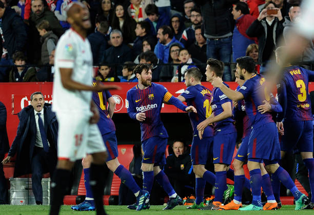 落葉球?qū)崙?zhàn)應(yīng)用：任意球與遠射的致命武器