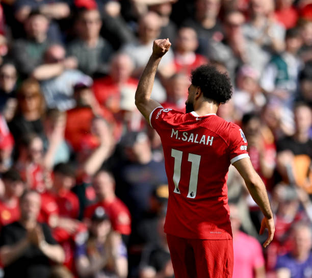 足球比分實(shí)時(shí)更新：15場(chǎng)熱門(mén)賽事全程跟蹤