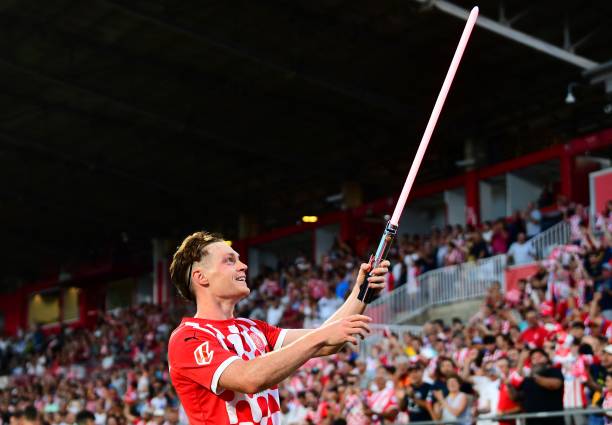 90比分舊版本VS新版：界面設(shè)計(jì)、功能升級與用戶習(xí)慣變遷