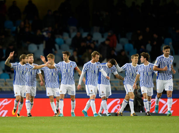 科爾內特雙響建功，里昂爆冷擊敗曼城晉級半決賽