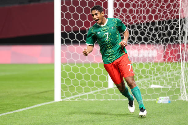 攻防兼?zhèn)?！貝林厄姆如何成為多特蒙德的關(guān)鍵先生