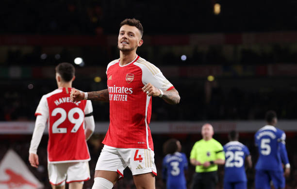 情感懷舊風格，對比過去與現(xiàn)在