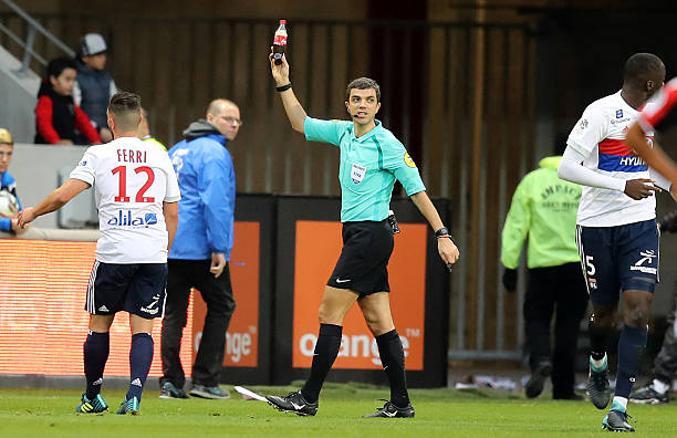 拜仁慕尼黑2-2戰(zhàn)平皇馬，歐冠半決賽懸念留至次回合