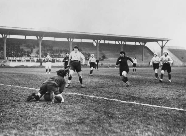 熱血綠茵場！二次元足球手抄報創(chuàng)意集錦