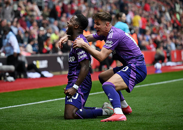 日本足球鳥谷：從無名小將到亞洲之星的崛起之路