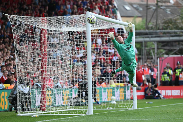 足球比賽第四官員記錄表模板及填寫示例