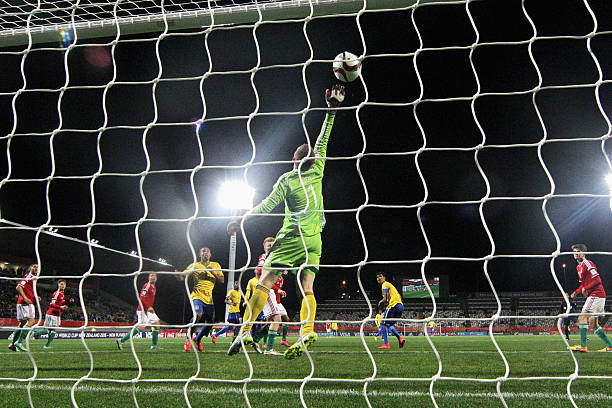 最新足球賽事比分推薦：專家解析熱門對決