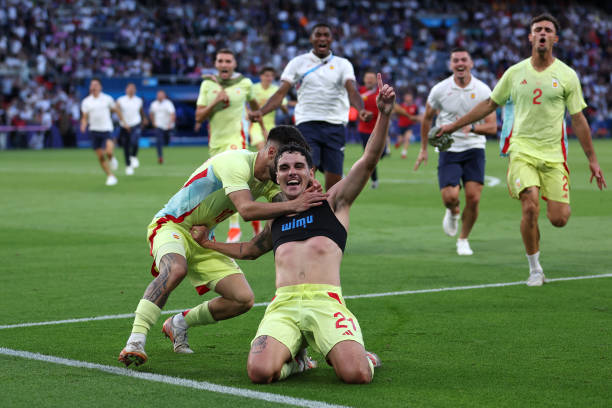 0506賽季西甲積分榜背后的故事：小羅率巴薩登頂，皇馬經(jīng)歷動(dòng)蕩賽季