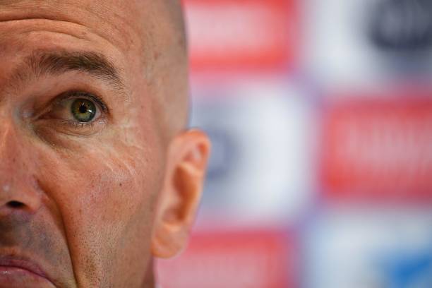 范巴斯滕vs現(xiàn)代前鋒：他的進(jìn)球放在今天依然無敵？