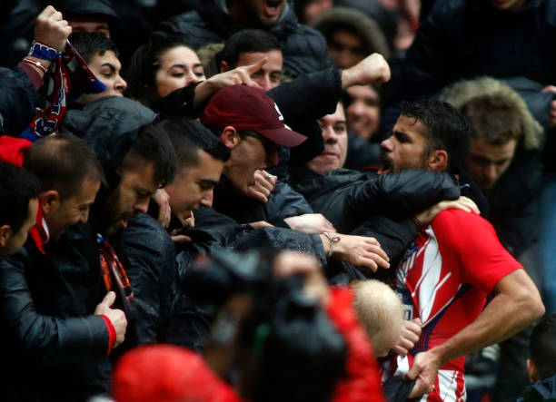 (特點(diǎn)：針對(duì)新球迷，突出球星吸引力)