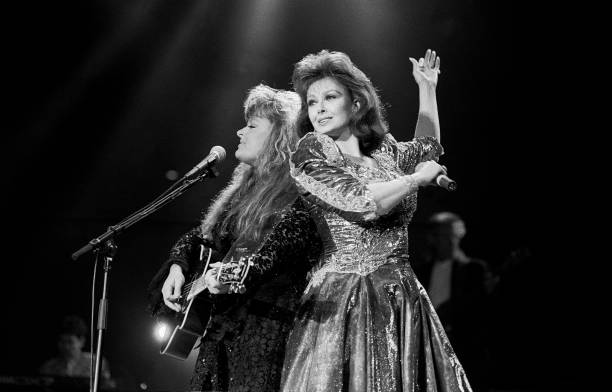 巔峰對(duì)決：C羅與梅西的冠軍爭(zhēng)奪戰(zhàn)全解析