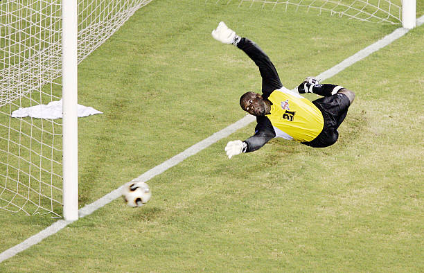 從角球看裁判執(zhí)法：哨聲的時(shí)機(jī)與意義