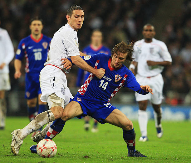 傷病+狀態(tài)+歷史交鋒！今晚關(guān)鍵戰(zhàn)比分預(yù)測(cè)全解析