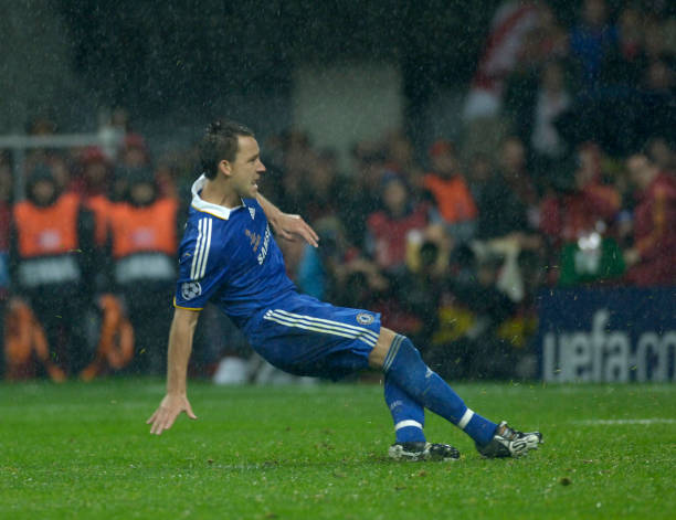 “我們相信命運！”——12年切爾西更衣室奪冠幕后