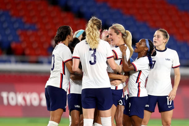 梅西轉會風波：從巴薩到巴黎圣日耳曼的內幕與影響