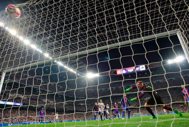 萊萬進(jìn)球后的標(biāo)志性手勢(shì)：你了解它的含義嗎？