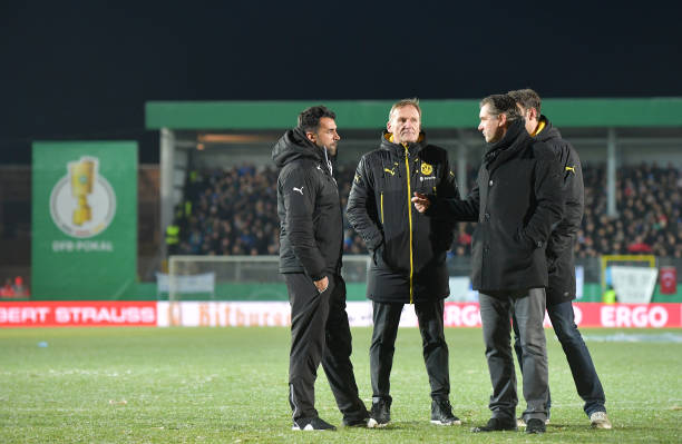 遼寧隊(duì)?wèi)?zhàn)術(shù)體系解析：4-4-2還是3-5-2更合適？