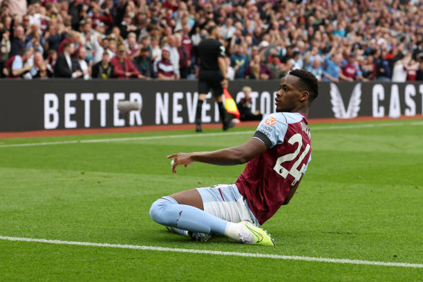 美國(guó)足球超級(jí)聯(lián)賽積分榜更新：黑馬球隊(duì)異軍突起！