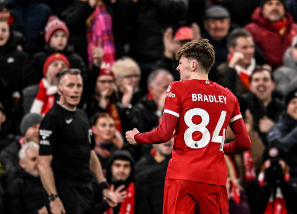 進(jìn)球機器VS全能中場：蓋德穆勒和馬特烏斯誰更強？