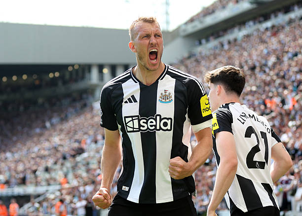 今晚足球賽事直播完整版:進(jìn)球集錦+專家解說