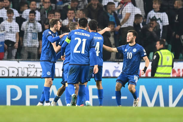 為什么7號(hào)球衣在足球界如此特別？