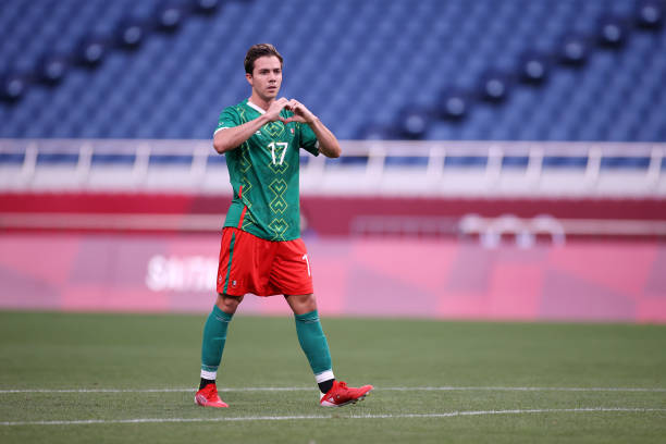 沙拉盤還是大耳朵杯？德甲冠軍獎杯名稱解析