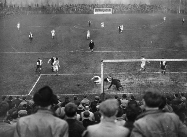 風(fēng)格：明星效應(yīng)/游戲化型，利用名人效應(yīng)和趣味性