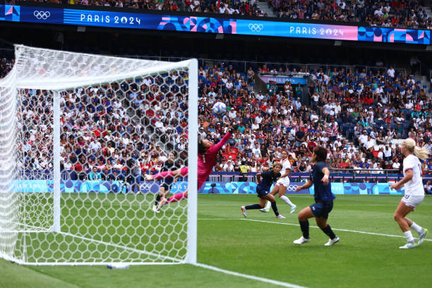 德赫亞點球撲救技術演變：從上次成功到現(xiàn)在的變化