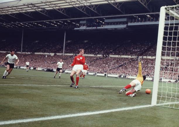 歐冠冠軍獎(jiǎng)金分配歷史：歷屆冠軍的獎(jiǎng)金變化趨勢