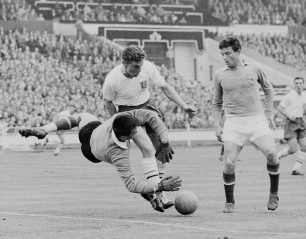 球衣風(fēng)波：萊萬身穿德國(guó)隊(duì)服引發(fā)國(guó)籍討論