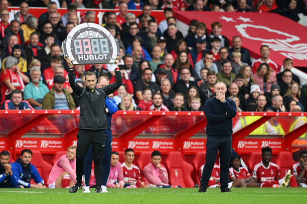 全能足球鞋評測：舒適、靈活與耐用的完美結(jié)合