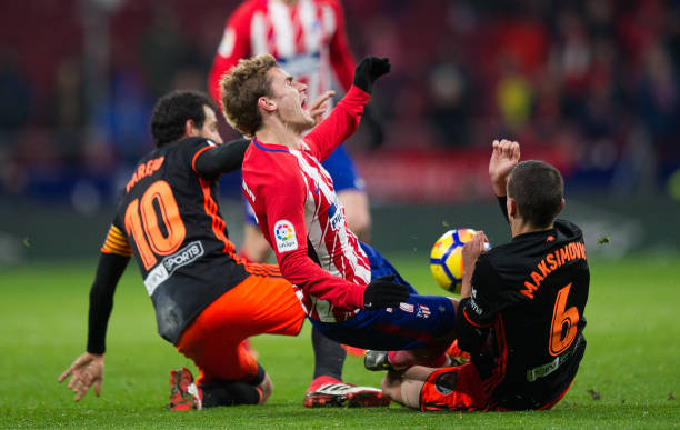 貝林厄姆FM2024屬性對(duì)比其他頂級(jí)中場(chǎng)：誰更強(qiáng)？