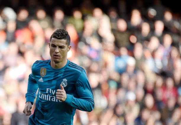 英超賽場現(xiàn)另類慶祝！林加德吹笛子引爆社交媒體