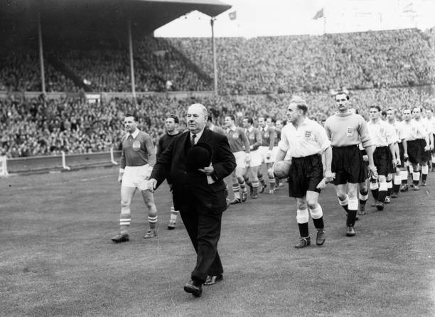 喬治娜并非所有孩子的生母：C羅家庭的復(fù)雜關(guān)系