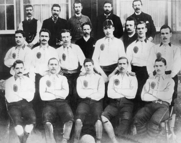 足球場(chǎng)建設(shè)成本與投資回報(bào)：長(zhǎng)期運(yùn)營(yíng)的經(jīng)濟(jì)分析