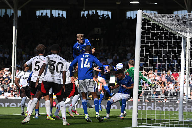 關(guān)鍵球員狀態(tài)評(píng)估：誰將成為本場比賽的進(jìn)球功臣？