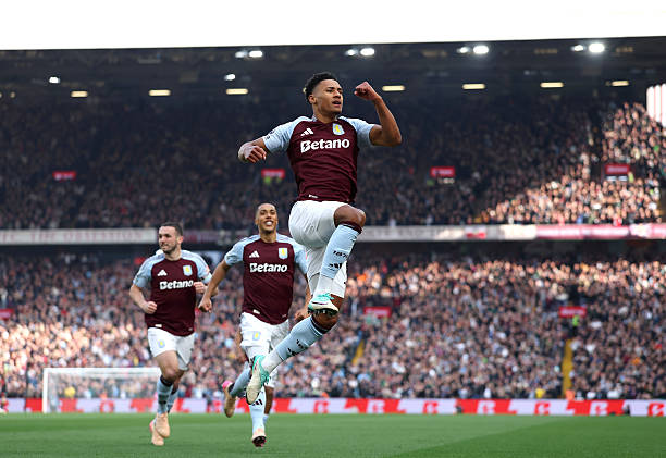 法甲冠軍獎杯全解析：名稱、設(shè)計與歷屆得主