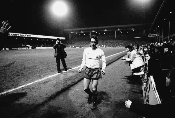 中超積分榜數(shù)據(jù)分析：勝率、進(jìn)球數(shù)與排名的關(guān)系