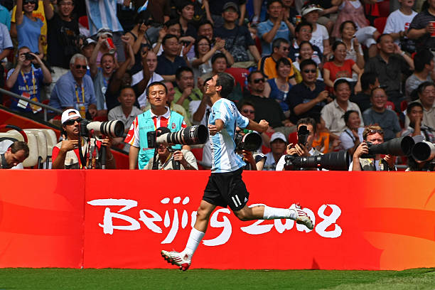 2025年奧運(yùn)會吉祥物首次亮相：展現(xiàn)東道主文化特色