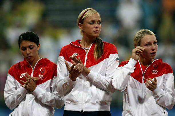 歷史性時刻！中國選手勇奪本屆奧運(yùn)會首枚金牌