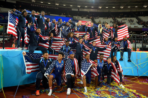 基普喬格破2小時馬拉松，為何1小時59分40秒不被官方認可？