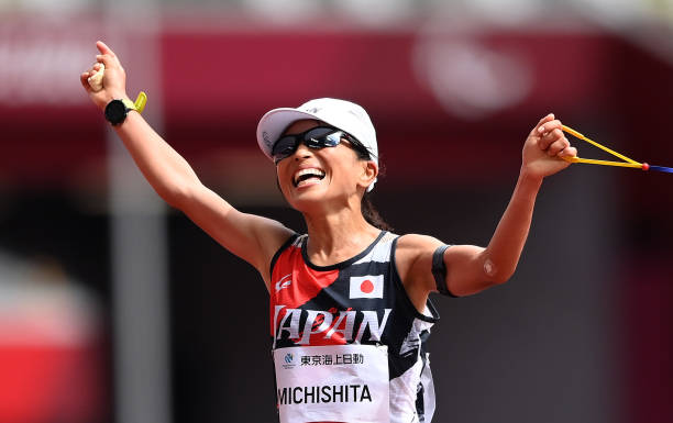 孫楊在接力比賽中的表現(xiàn)與團(tuán)隊(duì)貢獻(xiàn)