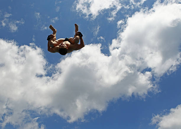 蘇炳添在暨南大學(xué)的新角色：研究生導(dǎo)師與體育科研推動(dòng)者