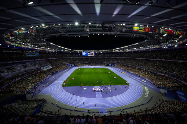 助跑跳遠(yuǎn)一二三級標(biāo)準(zhǔn)的技術(shù)要點(diǎn)分析