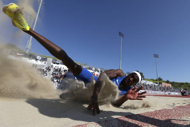 寧澤濤退役真相：是壓力還是另有隱情？