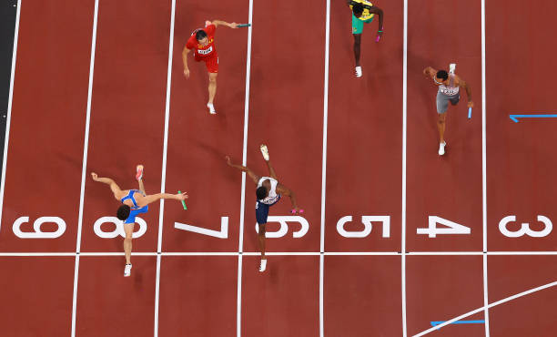 馬拉松世界紀(jì)錄的突破歷程：從2小時30分到2小時以下的進(jìn)化